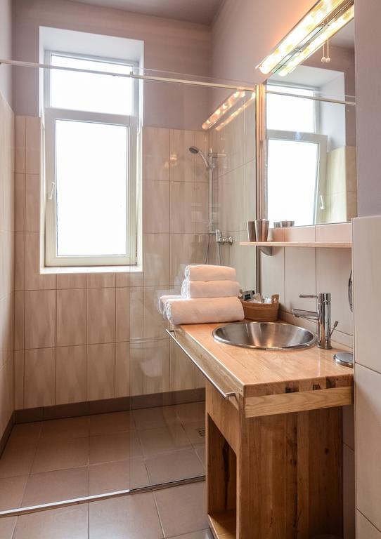 Apartments Kruc ซาเกร็บ ภายนอก รูปภาพ